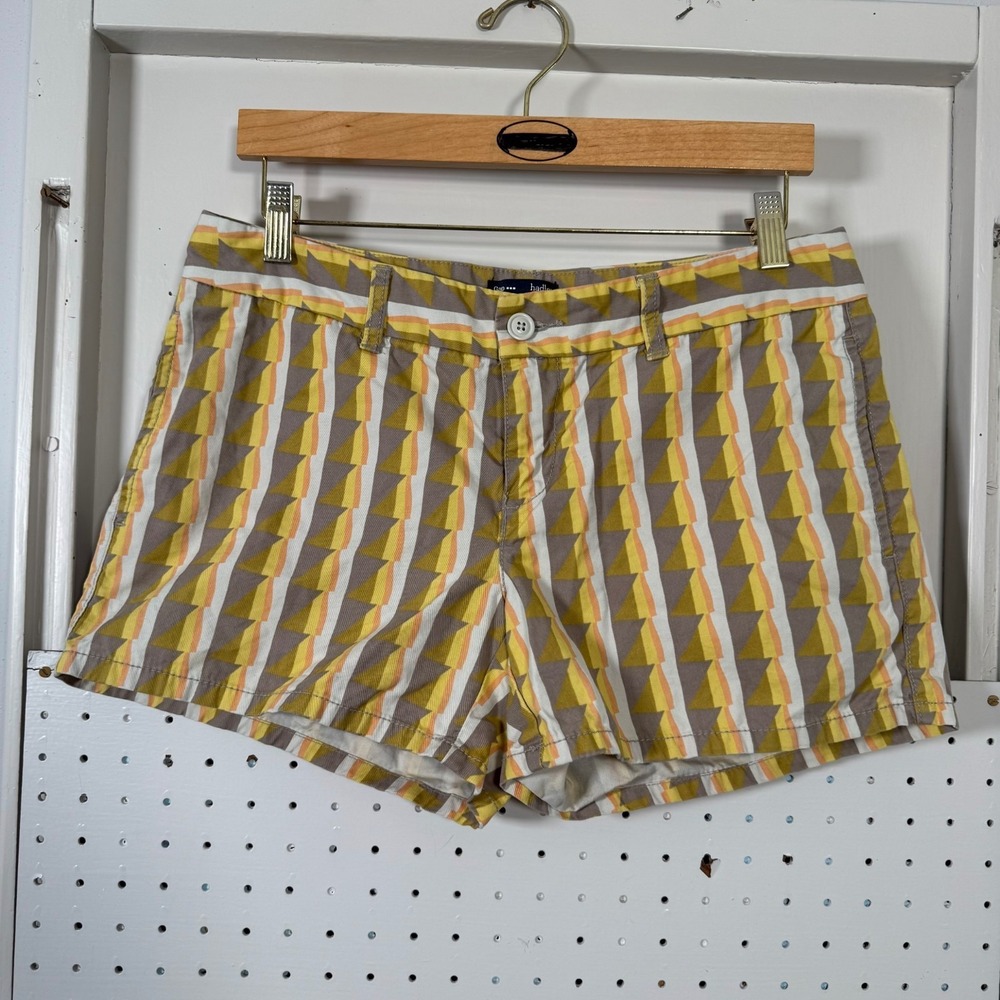 Gap Hadley Shorts Women's Triangle Geo Print Cotton 4" Inseam Chino Classic -‎ 8